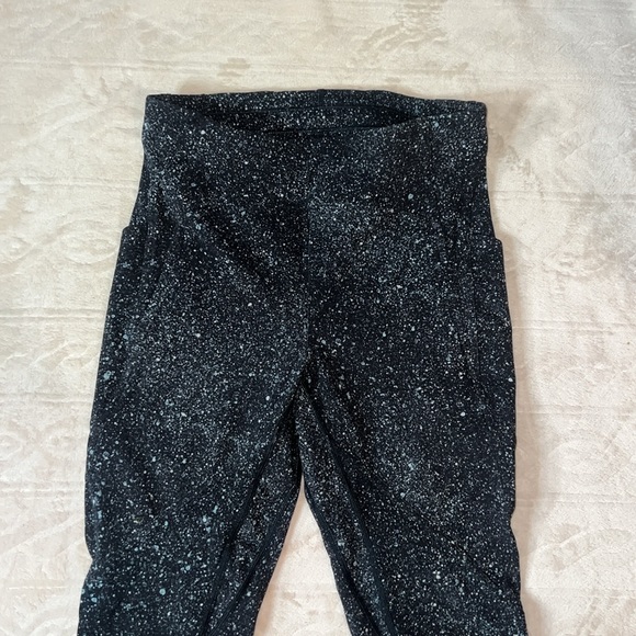 lululemon athletica Black Speckled Leggings - Picture 2 of 6